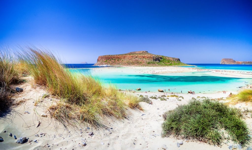 170 km from Villa Grande.


The famous Balos Lagoon is located approximately 56km northwest of Chania and 17km northwest of Kissamos...